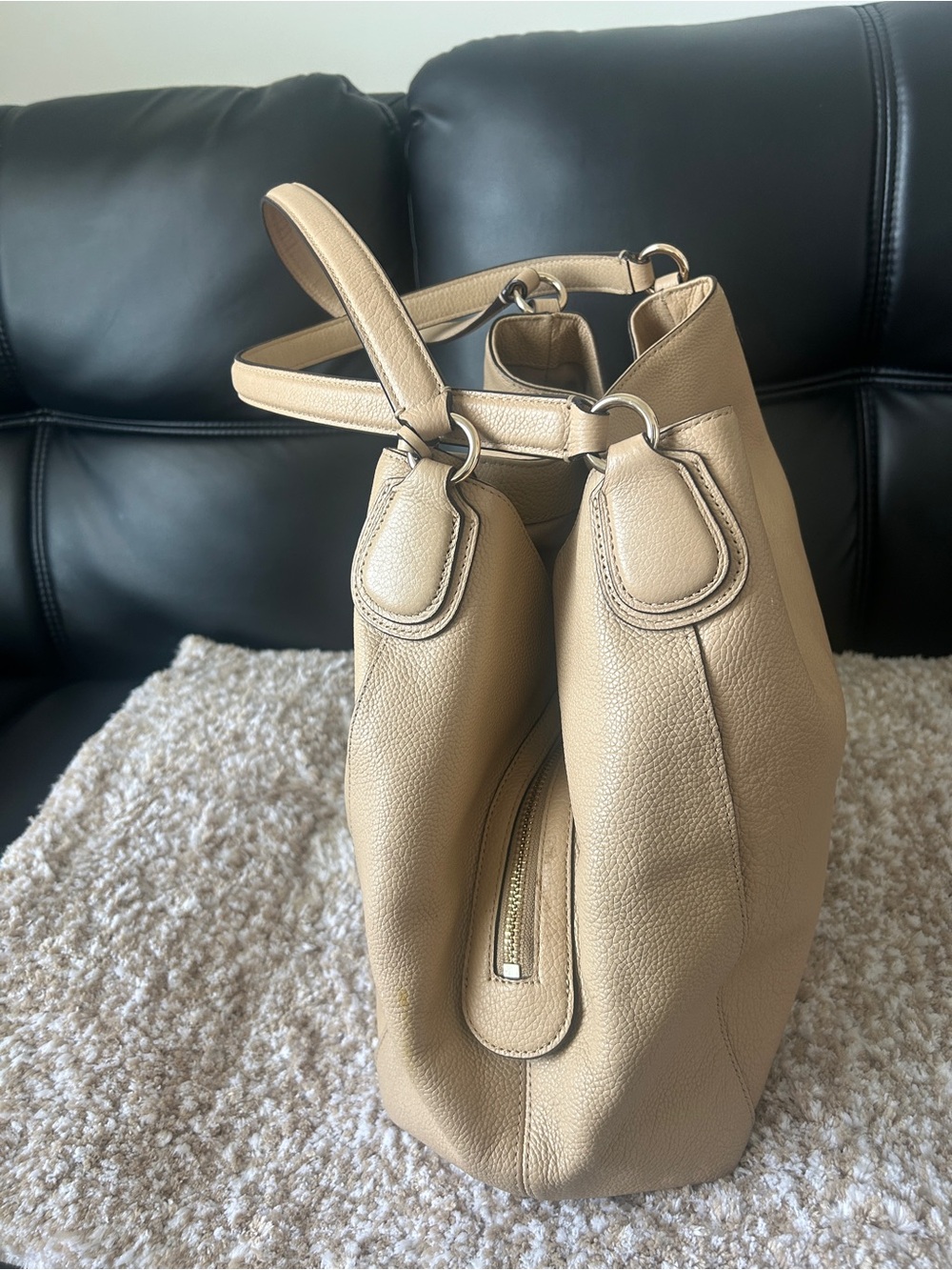 Classic Coach Pebbled Leather Hobo Bag in Beige - Picture 6 of 10